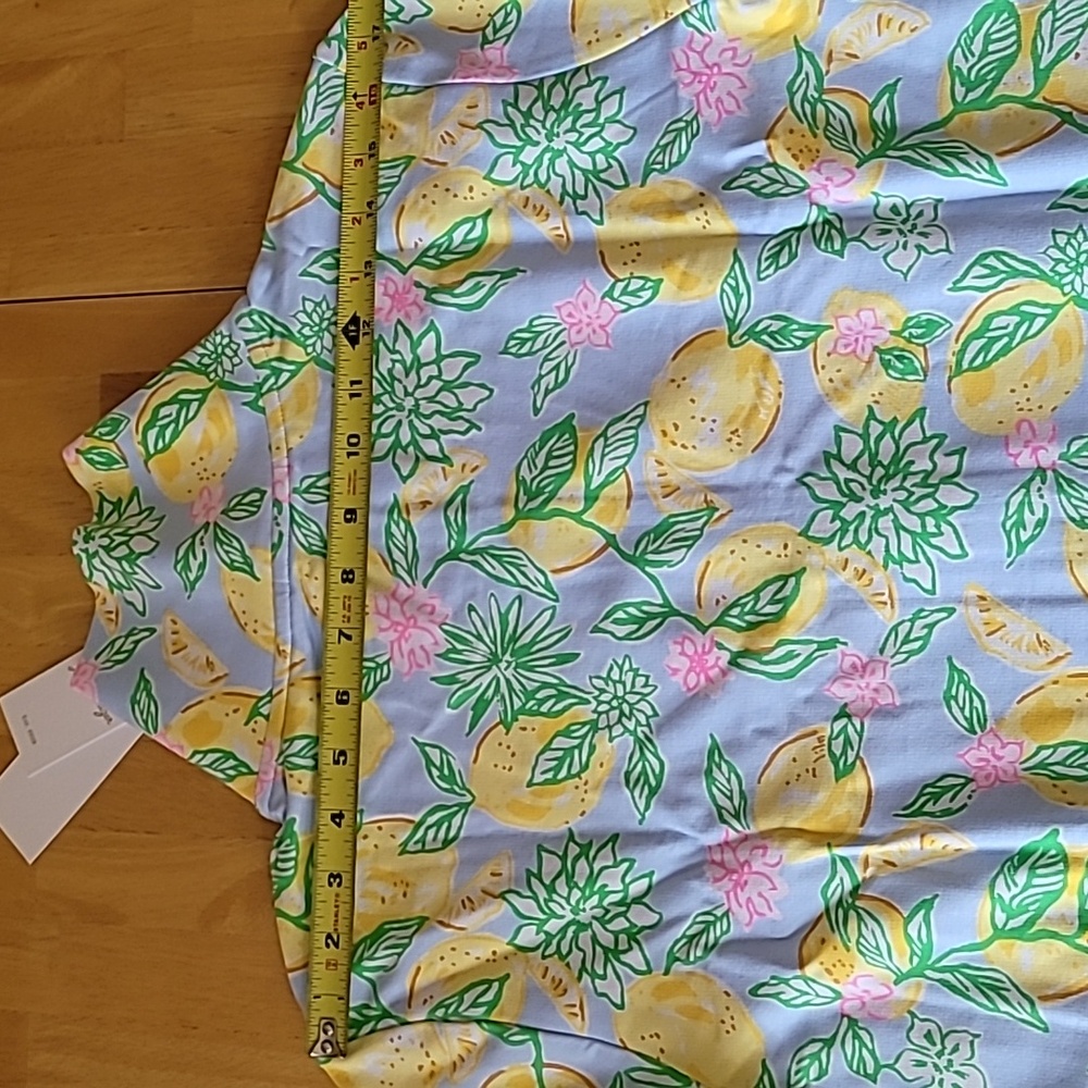 Lilly Pulitzer UPF 50+ Eleni Pullover - Picture 9 of 10